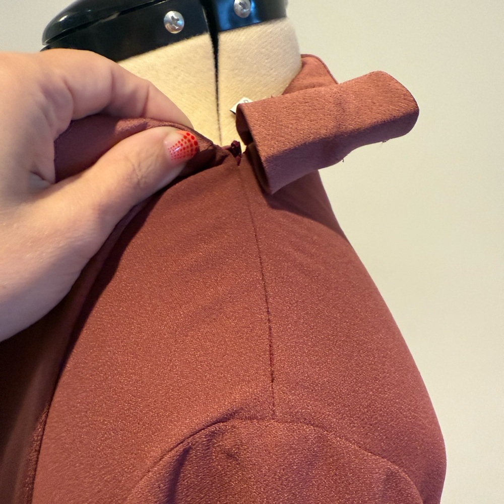 St John Elegant Cranberry Women's Dress with Neck Detail Size 12 - Picture 8 of 13